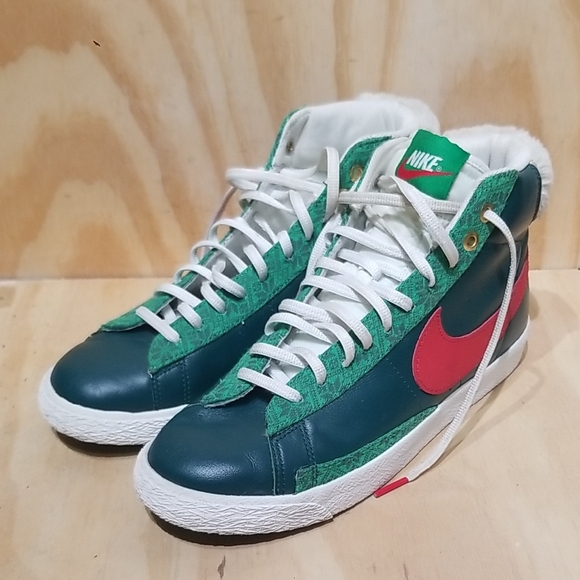 Nike Blazer Mid 77 Nordic (GS) - DC4410-300 Wms 8 1/2 , Men’s 6 1/2 - Picture 1 of 8
